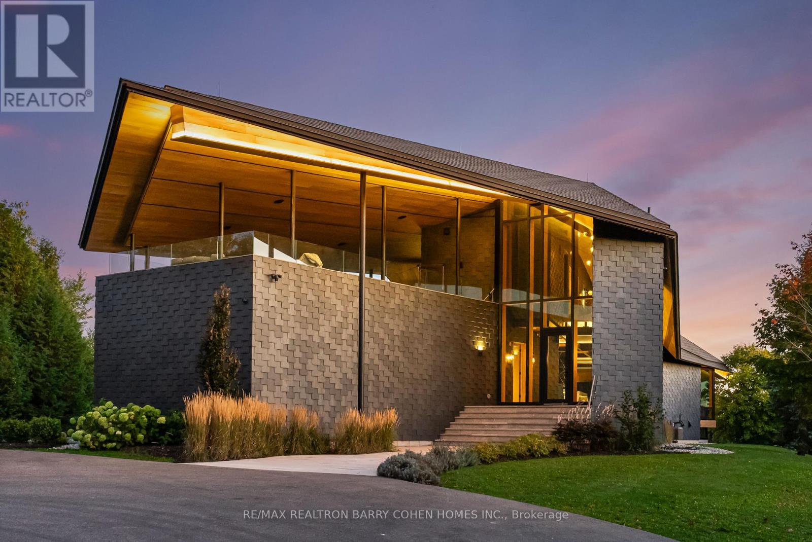 18754- Heart Lake Road