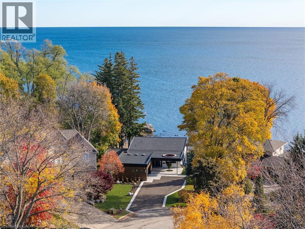 121- Edgecliffe Place