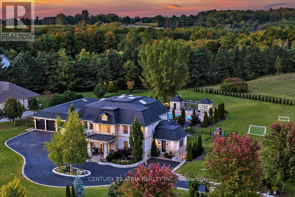 111- Lake Woods Drive