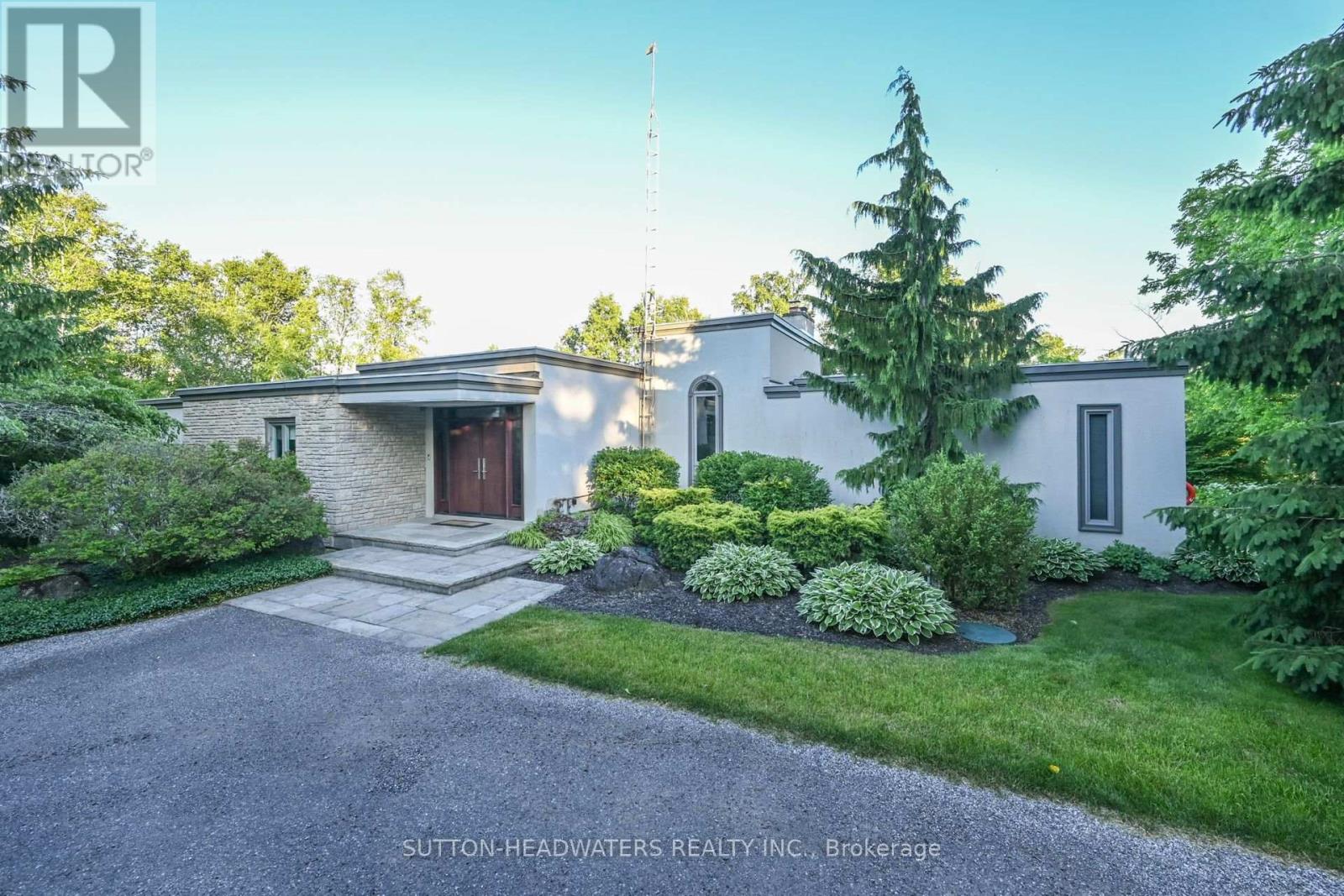 30- Cedar Drive