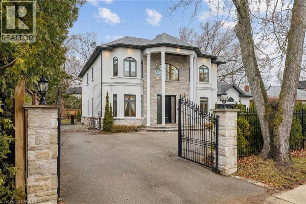 1379- Rebecca Street