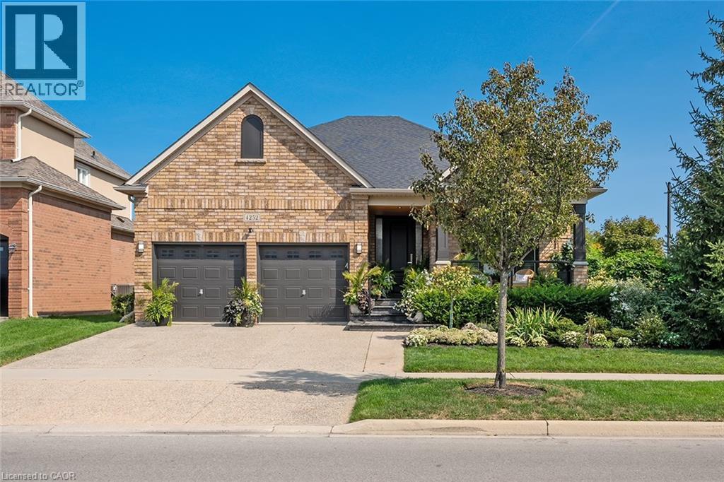 4252- Sarazen Drive