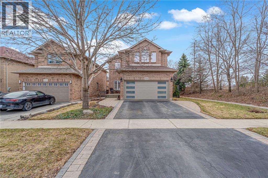 2423- Valley Heights Crescent