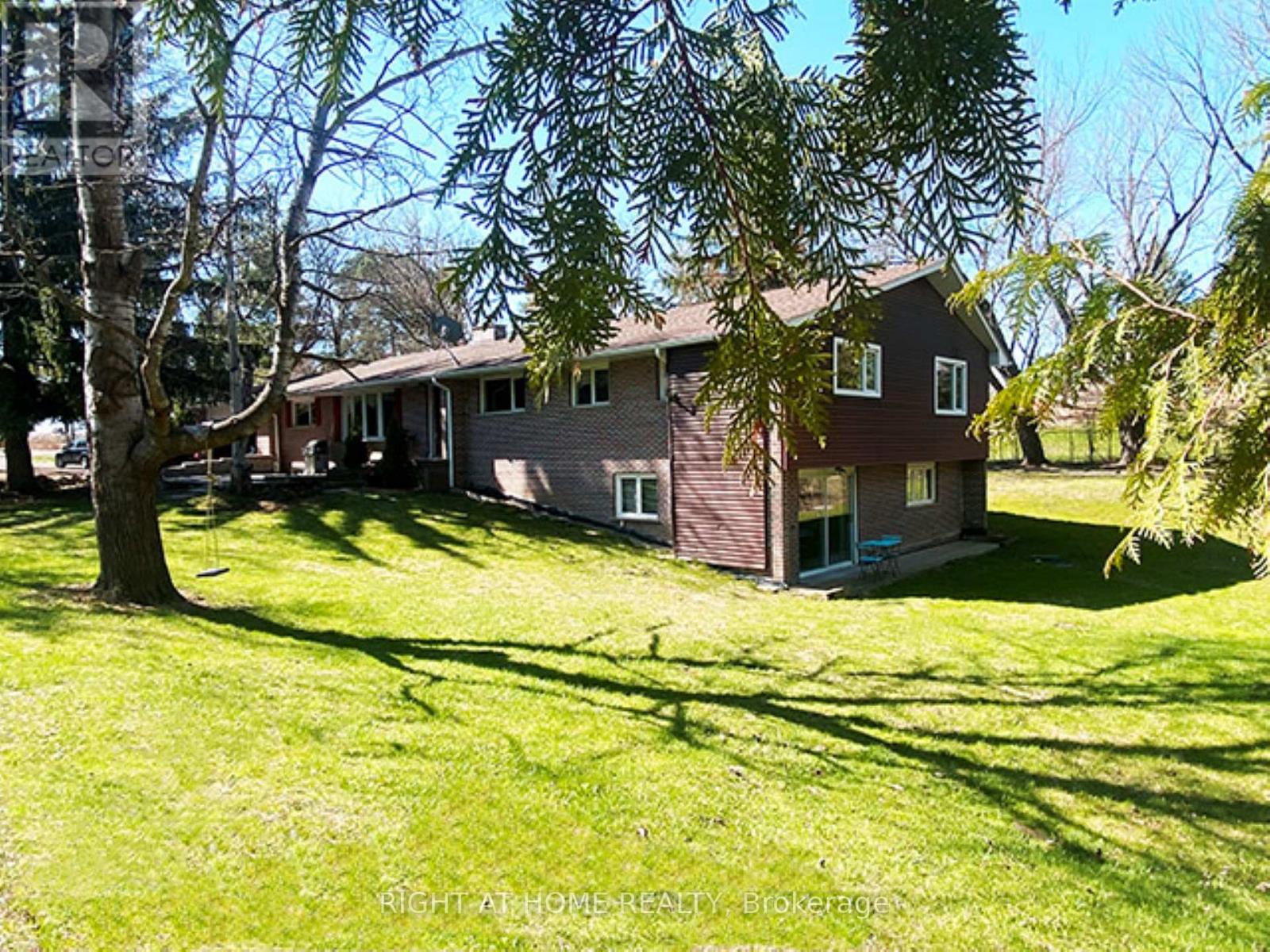 7454- Old Church Road