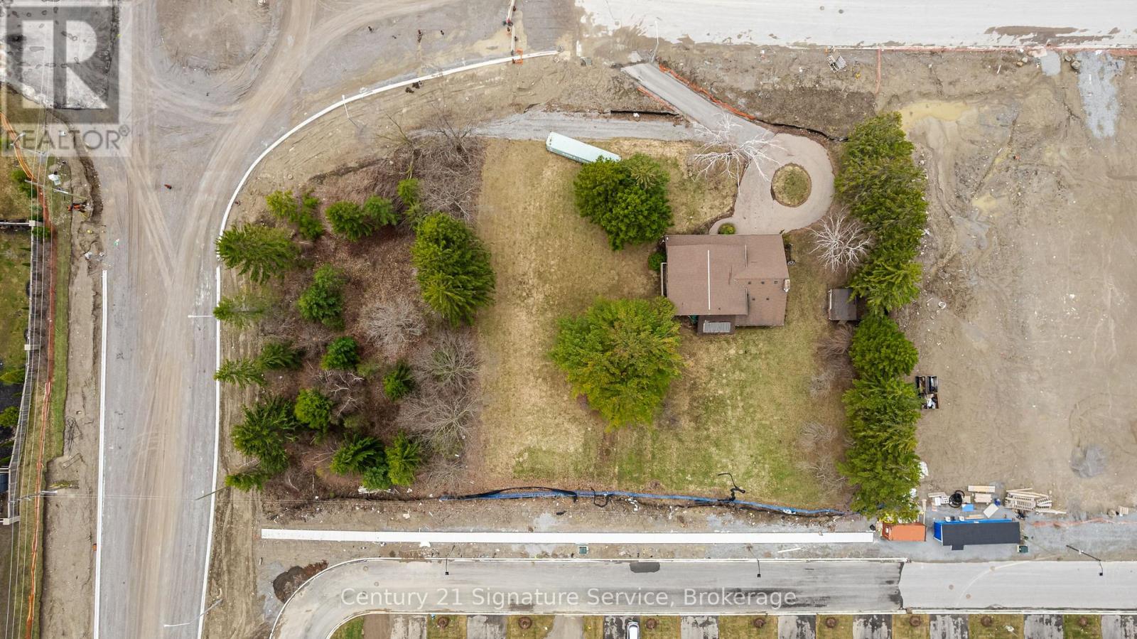 2045- Grandview Street  North