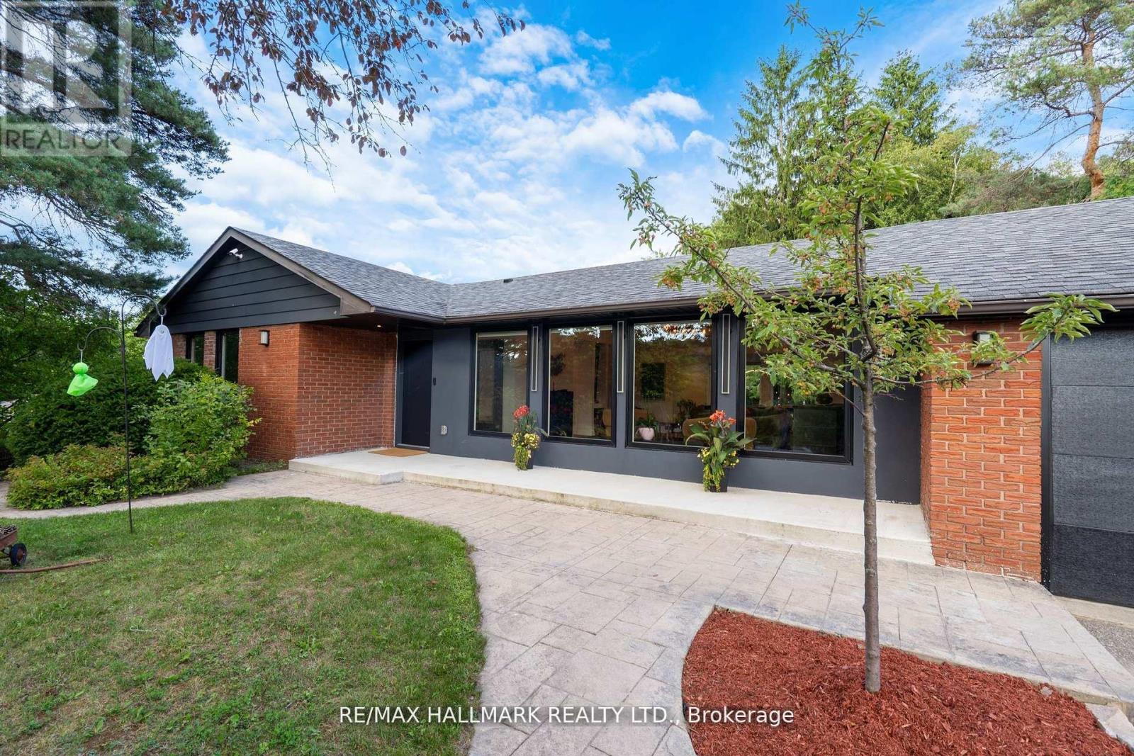 16831- Mccowan Road