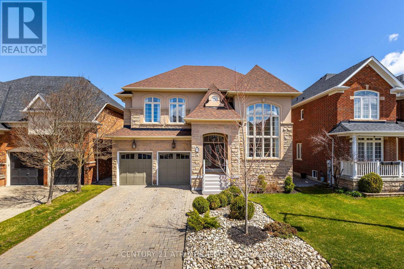 23- Weslock Crescent
