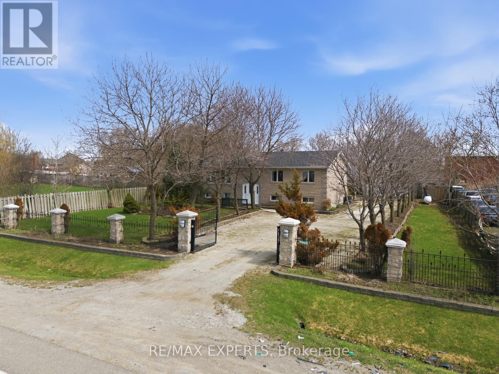 5945- King Street