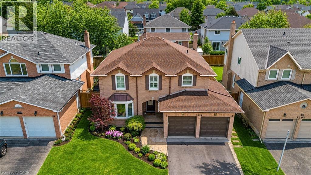 3199- Desmond Drive
