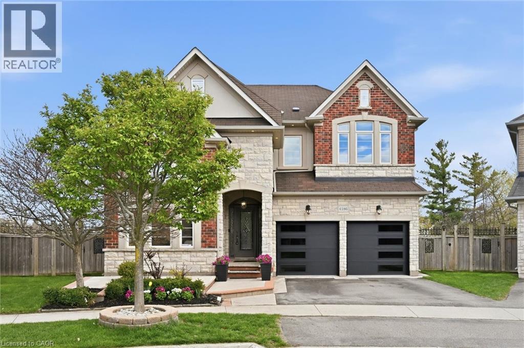 4186- Fuller Crescent
