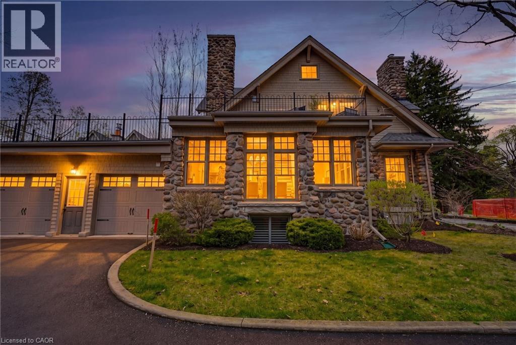 3083- Lakeshore Road
