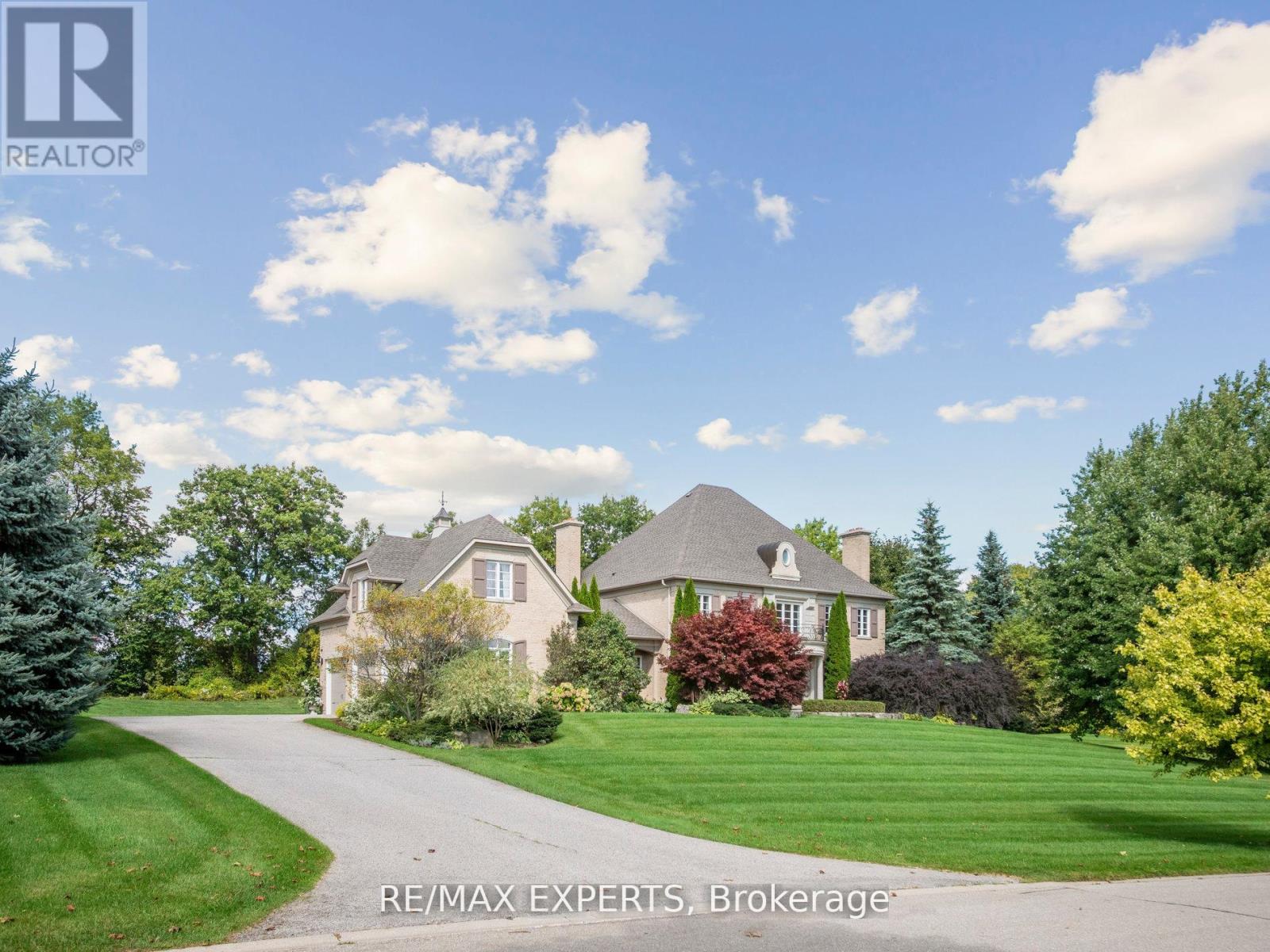 105- Eden Vale Drive  South