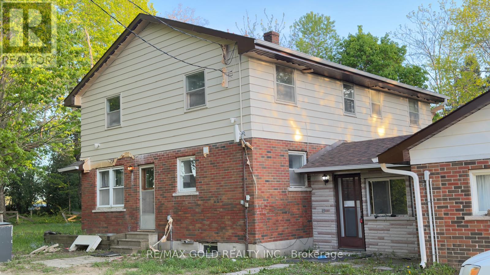 4476- Beech Grove Sideroad