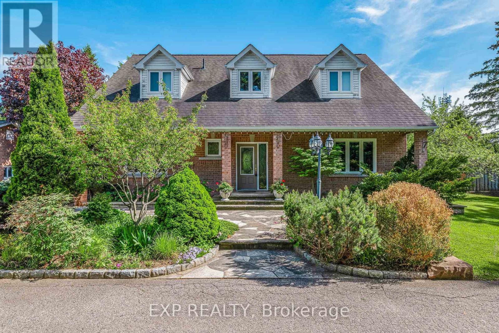 925- 15th Sideroad