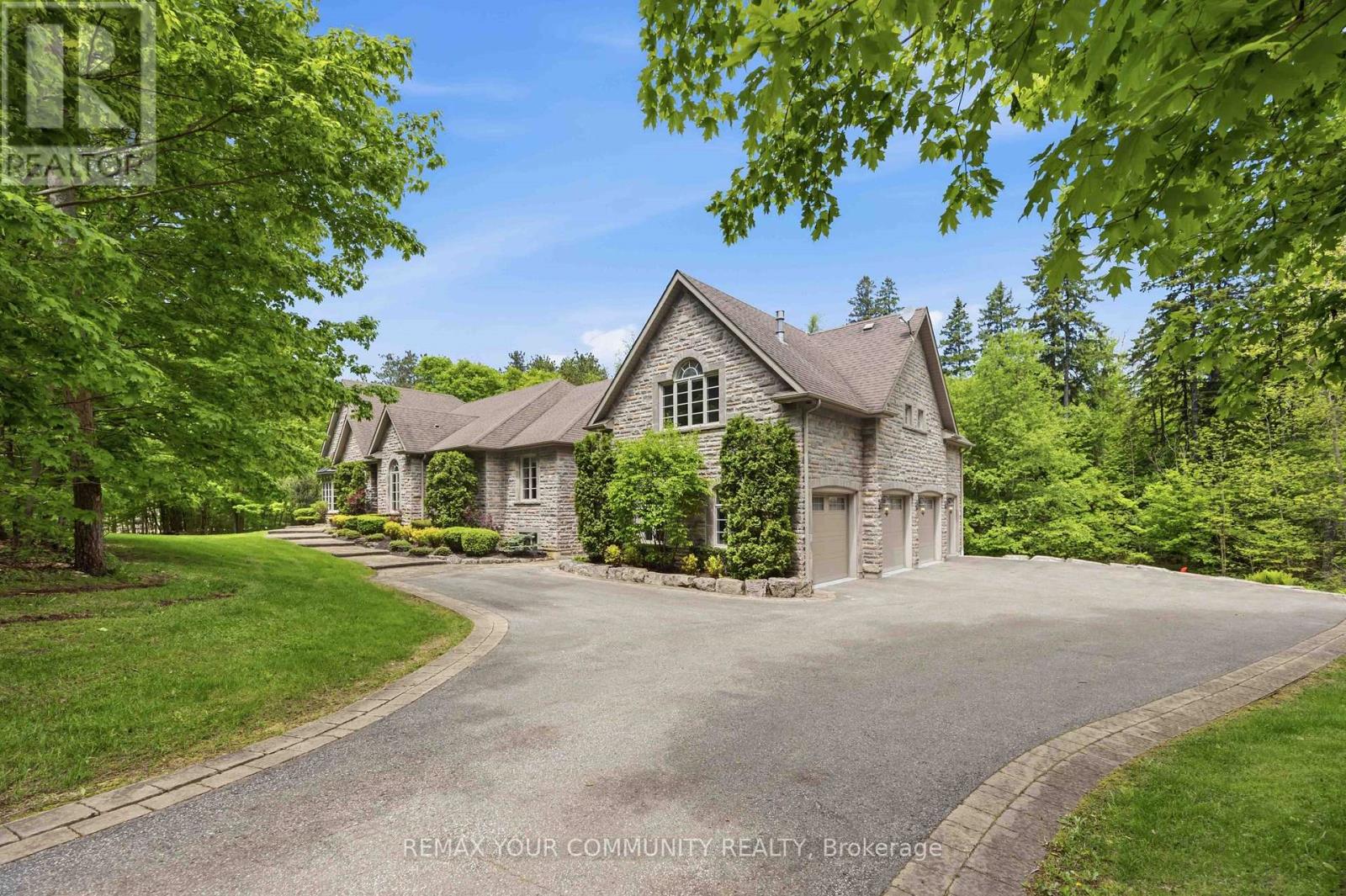 46- Lake Woods Drive
