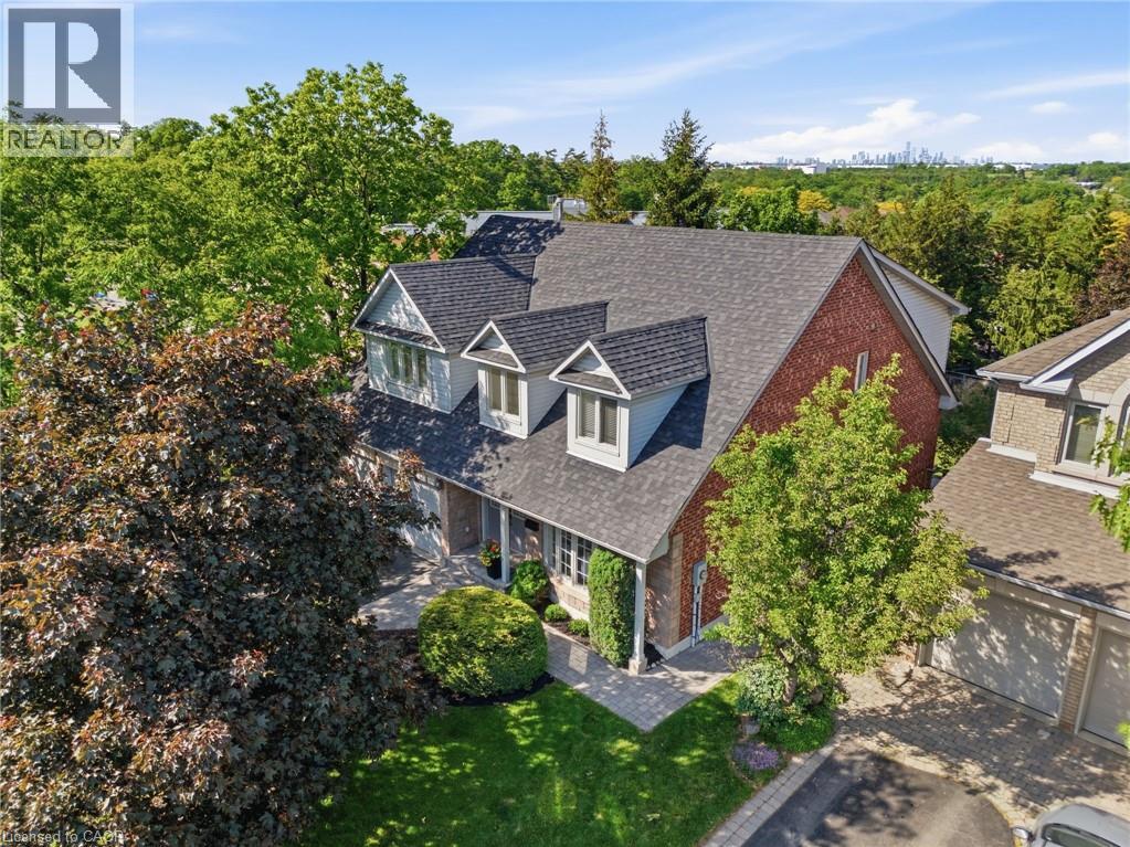 2205- Shaftesbury Court