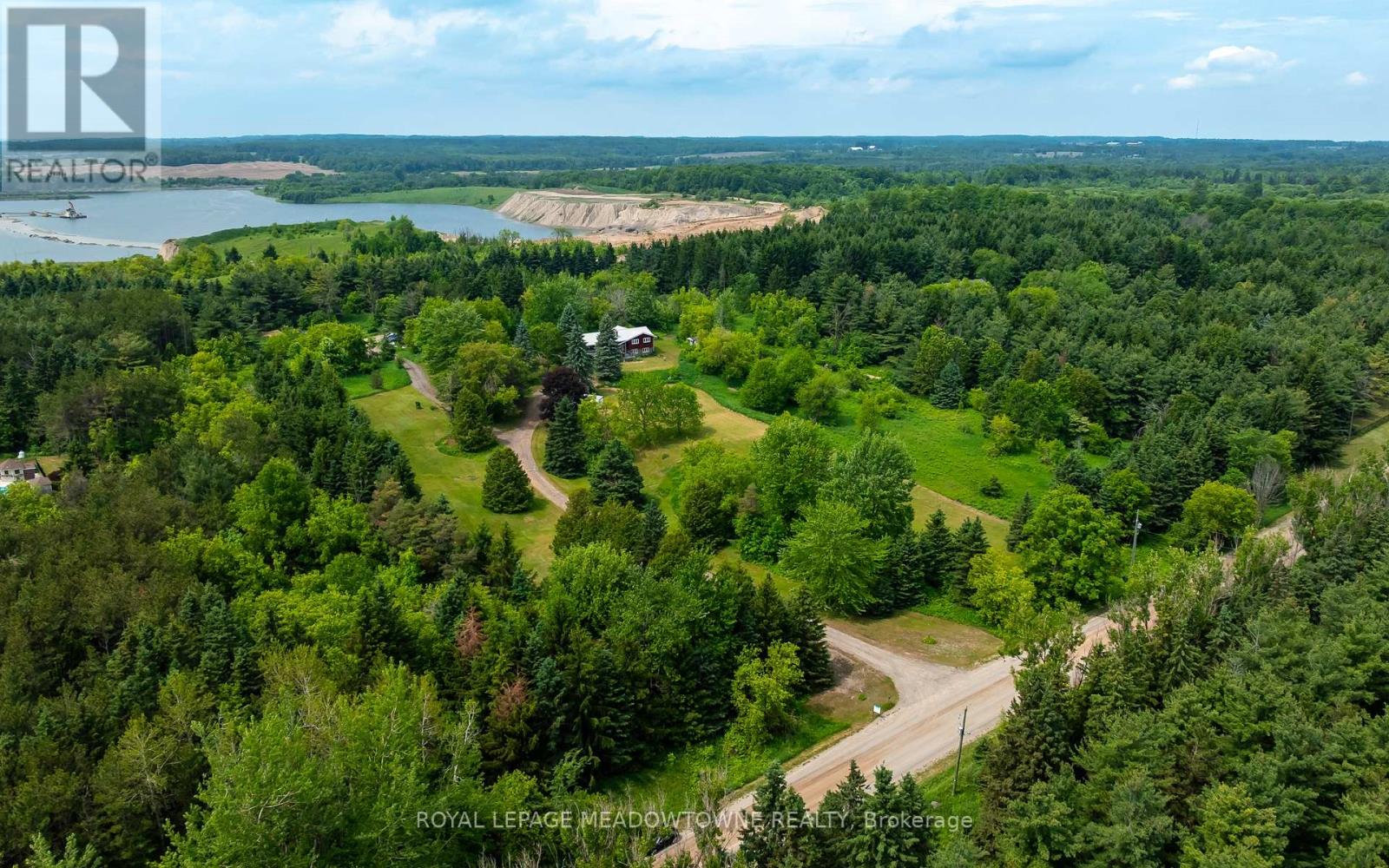 3574- Escarpment Sideroad