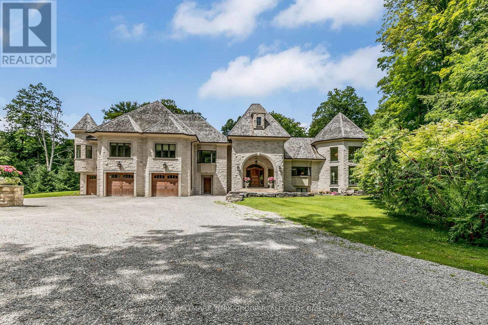 1865- Davis Drive  West