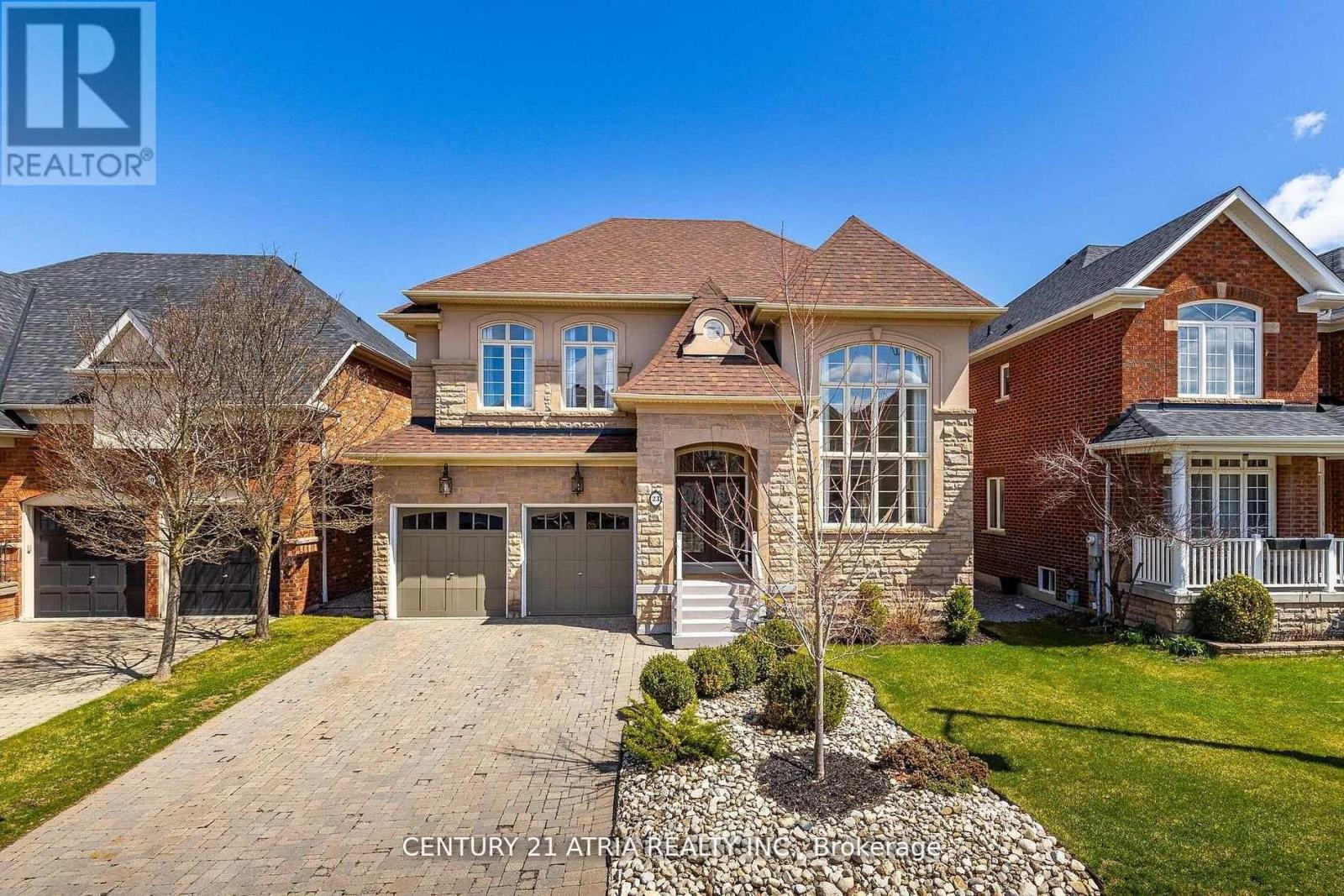 23- Weslock Crescent