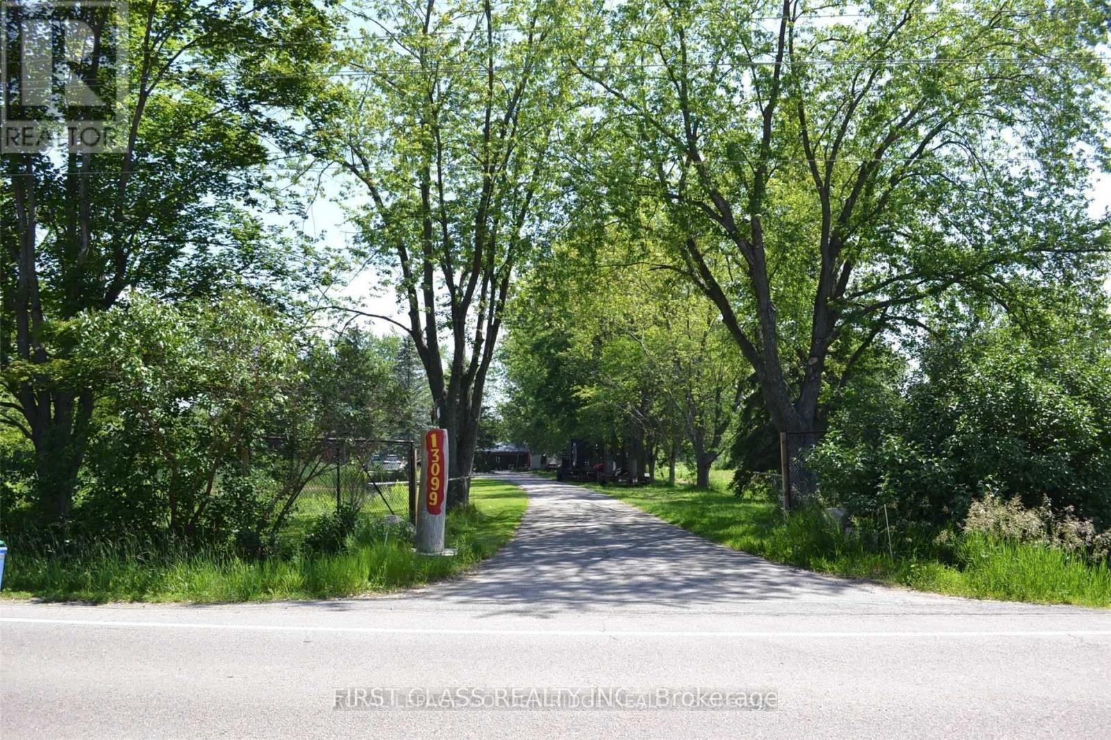 13099- Kennedy Road