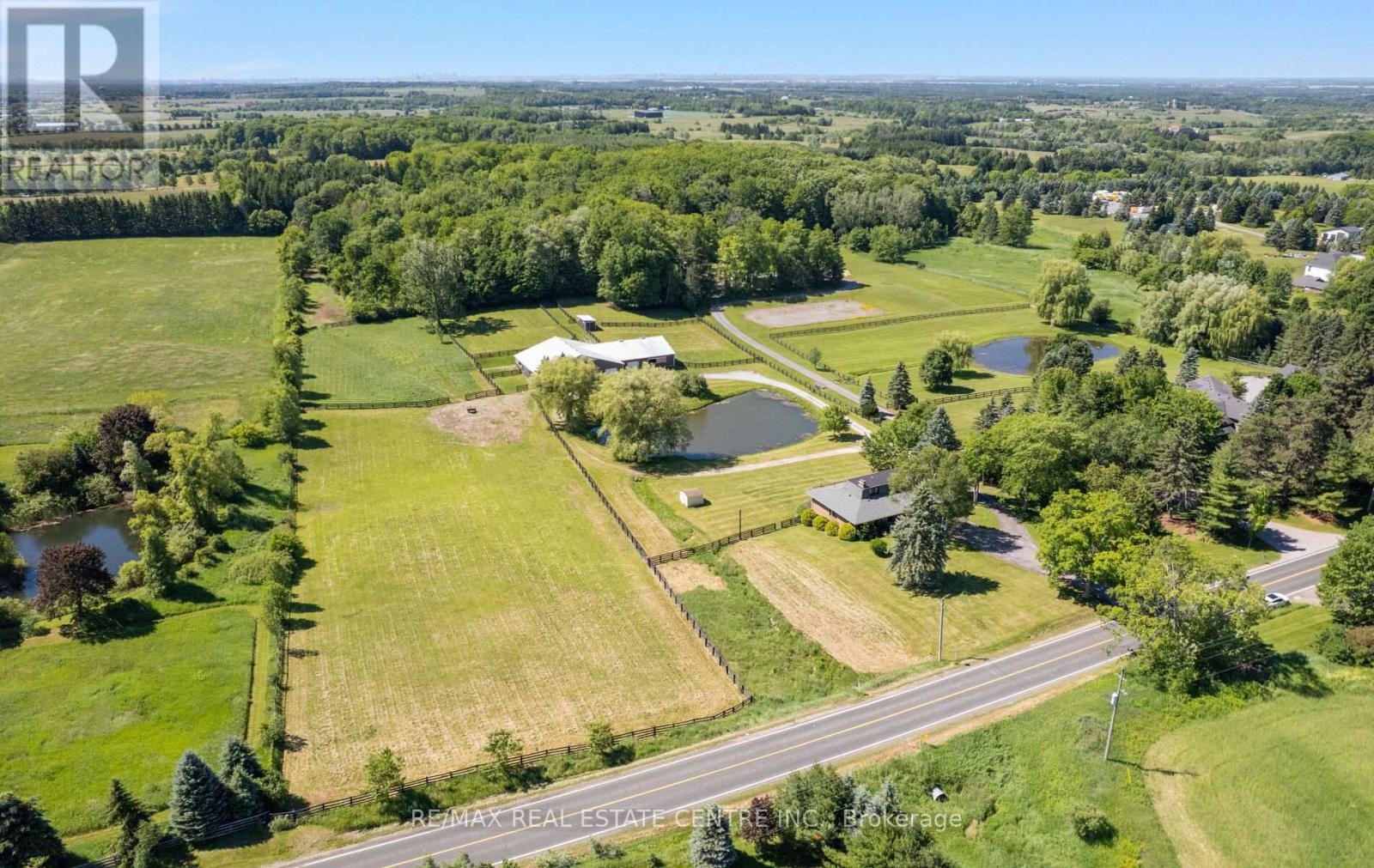 6375- 17th Sideroad