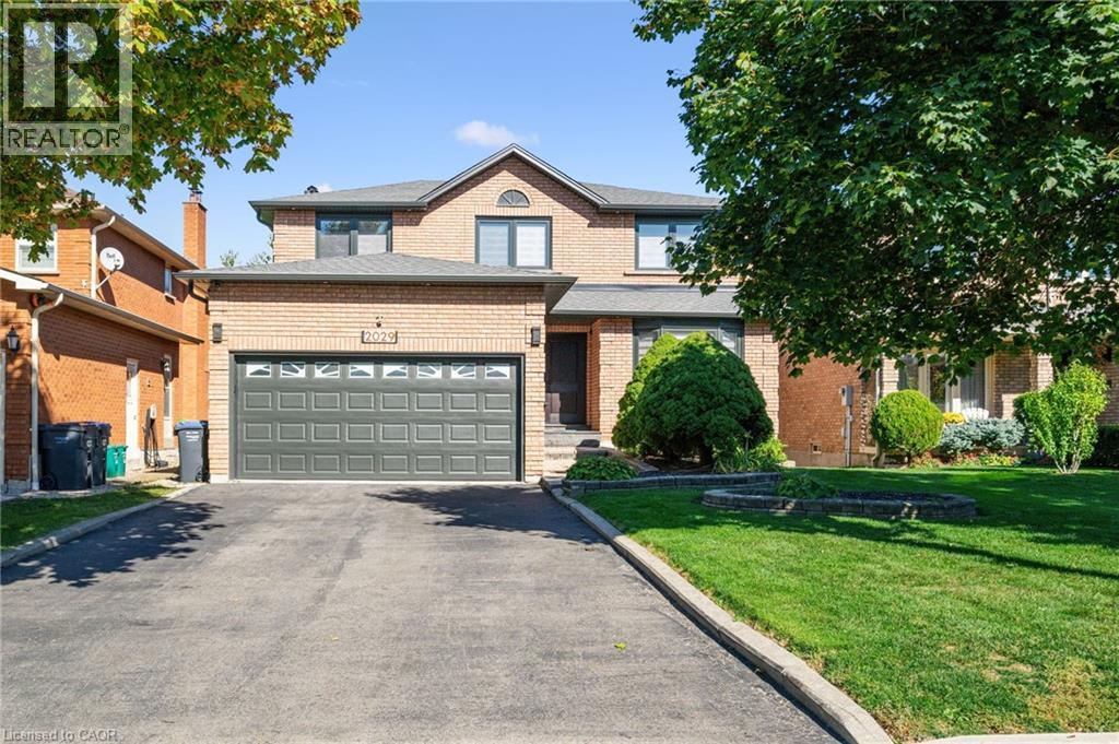 2029- Kempton Park Drive