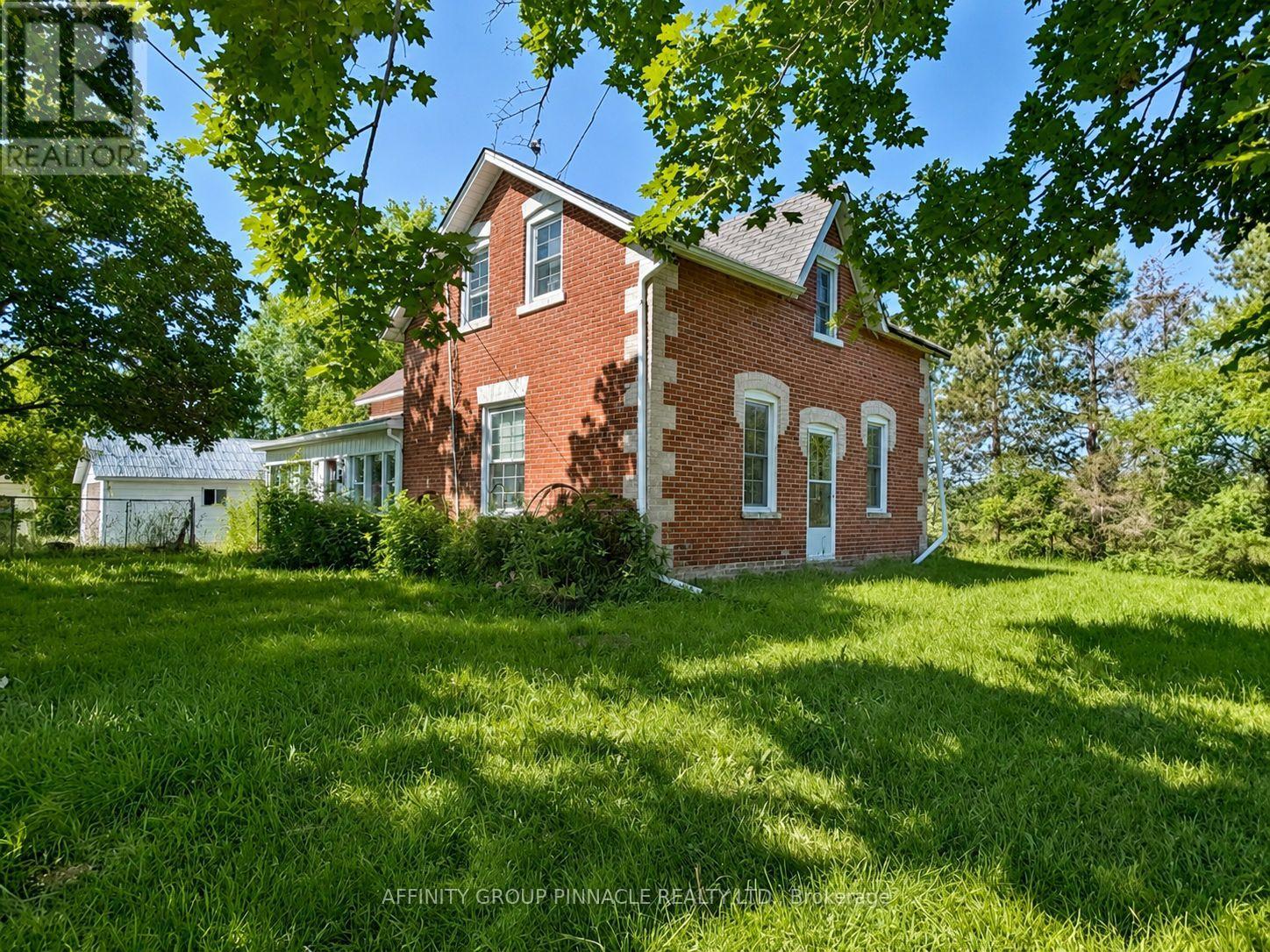 2320- Brock Concession 11 Road