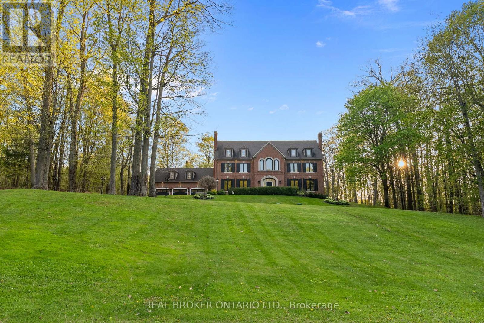 10- Oakview Place