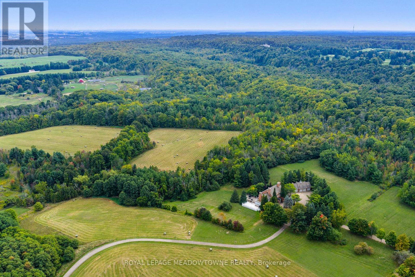 2097- Grange Sideroad