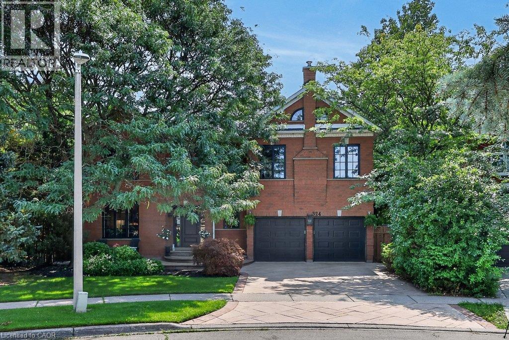 324- Oakridge Court