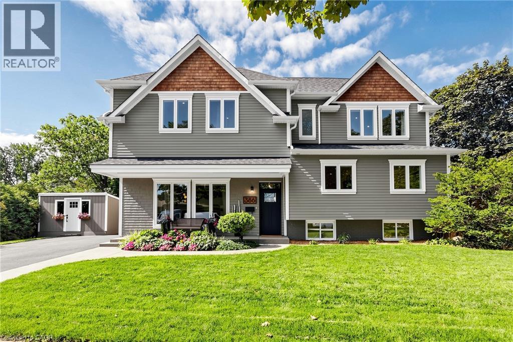 386- Cosburn Crescent