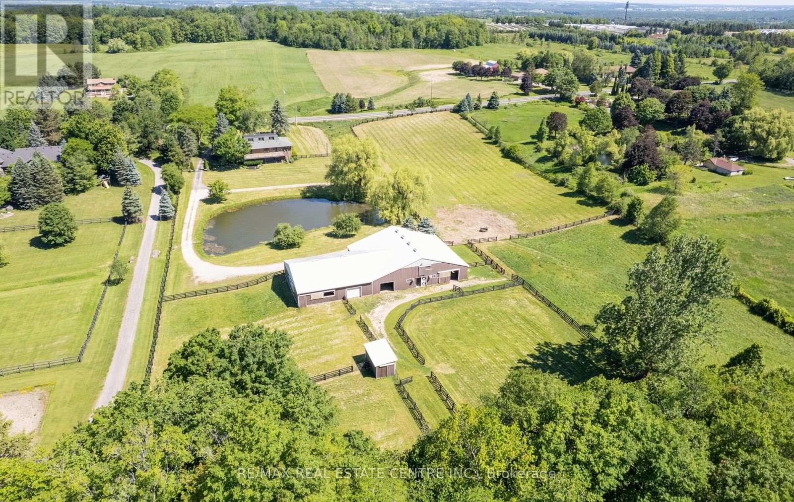 6375- 17th Sideroad