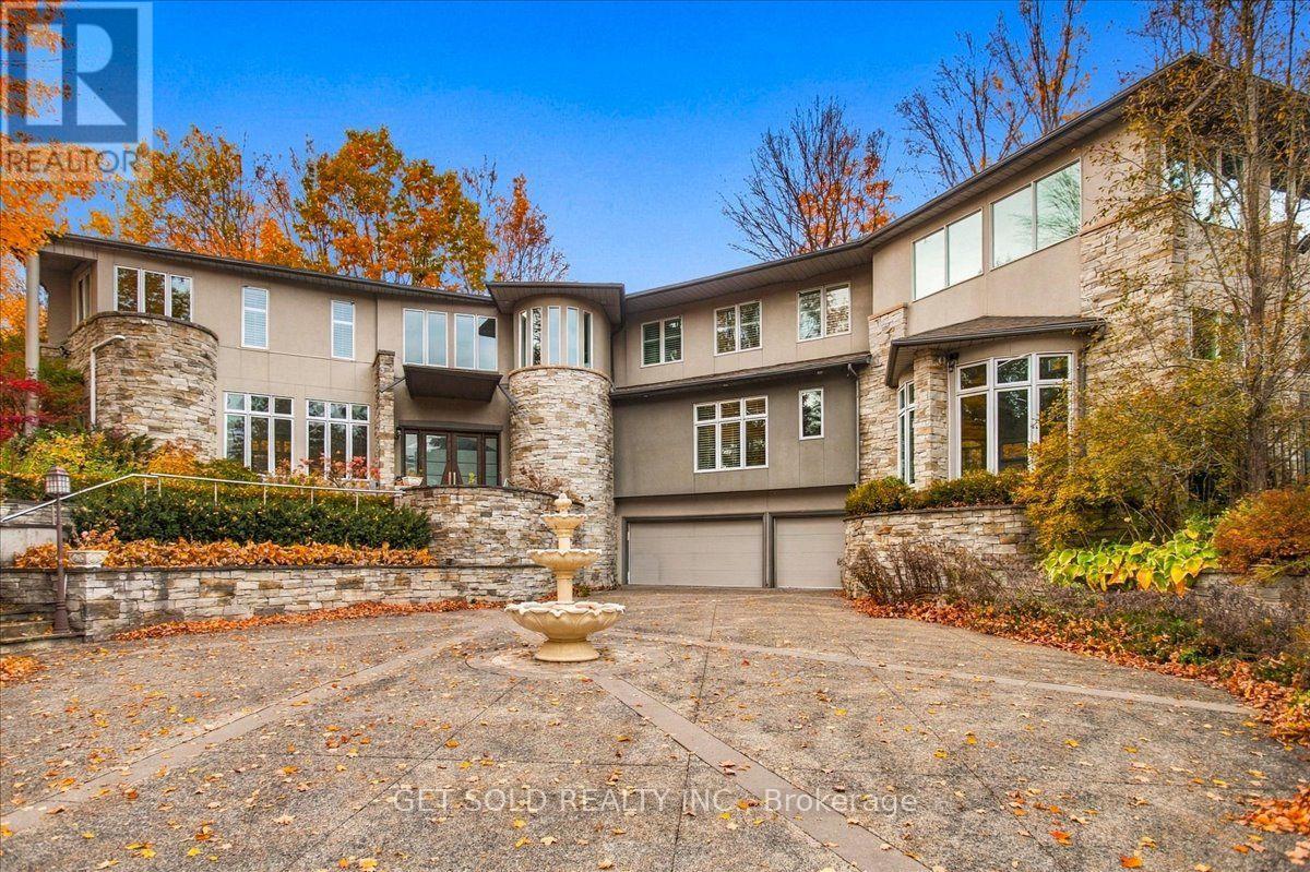 76- Silver Fox Place